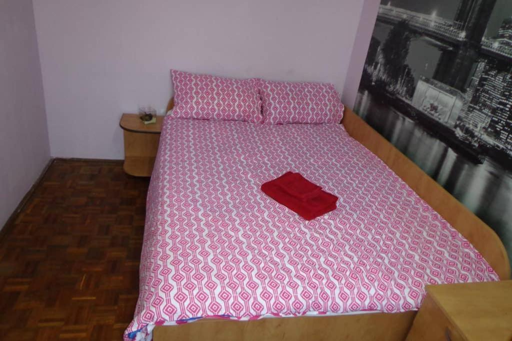 Aldine Comfort : Entire Apartment With 2 Bedrooms Sibiu Eksteriør billede